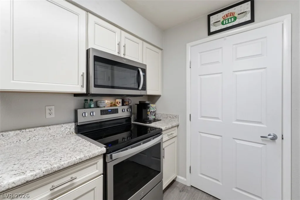 1150 Buffalo, Las Vegas, NV 89128