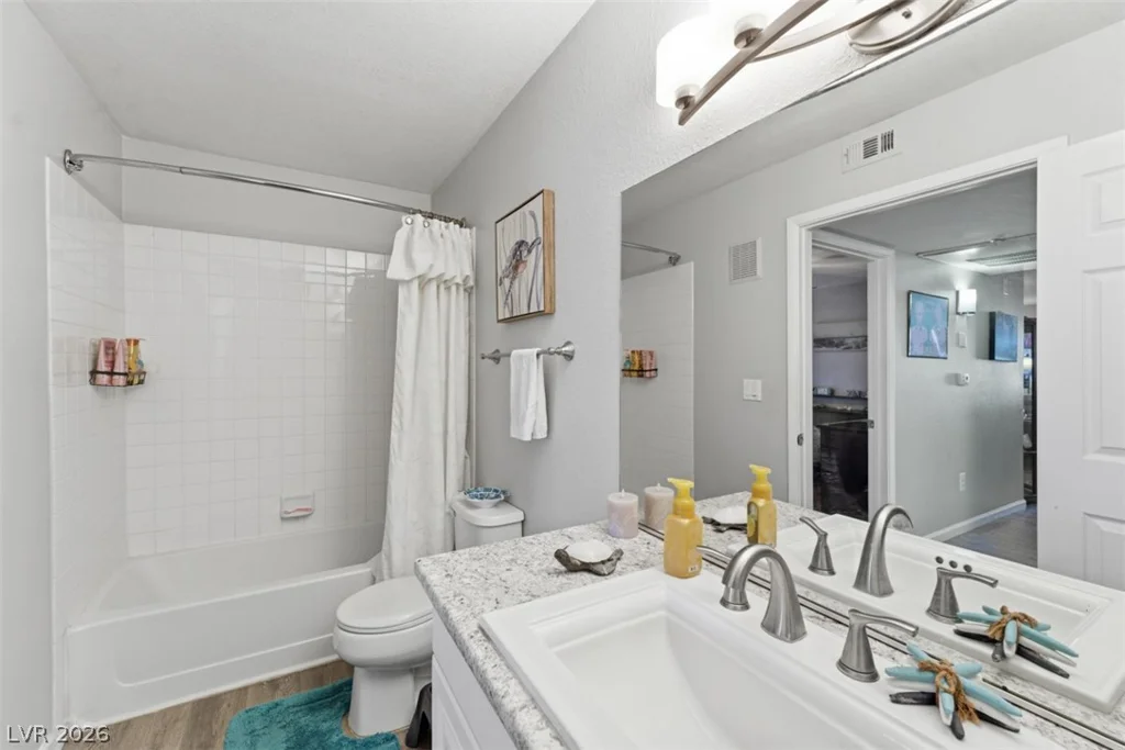 1150 Buffalo, Las Vegas, NV 89128