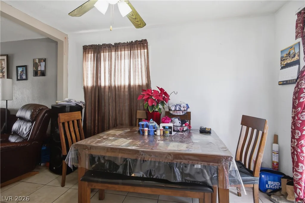 2704 Brady, Las Vegas, NV 89101
