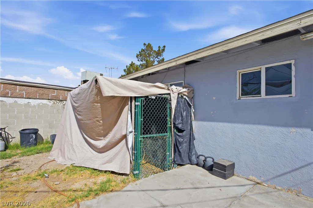 2704 Brady, Las Vegas, NV 89101