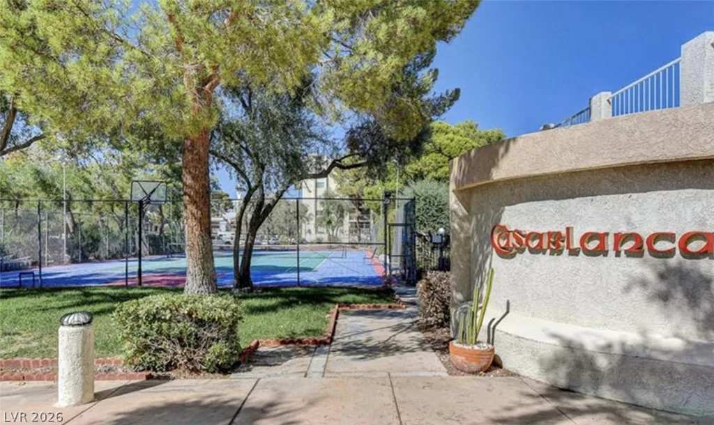 730 Royal Crest, Las Vegas, NV 89169