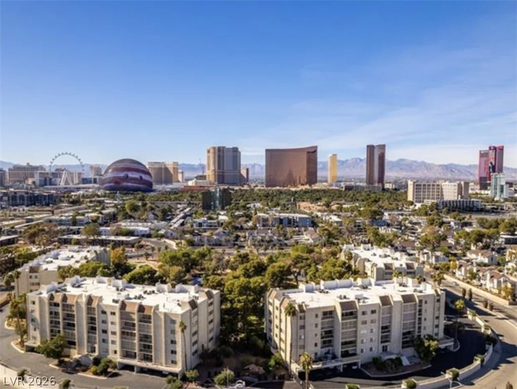730 Royal Crest, Las Vegas, NV 89169