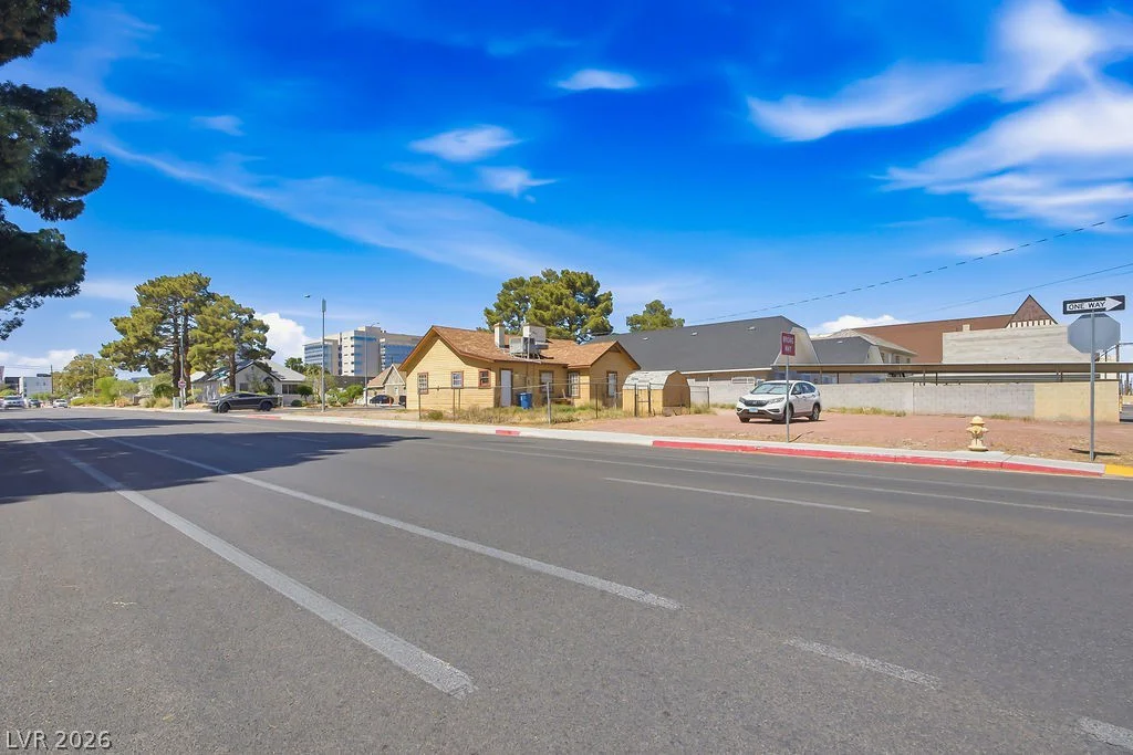 529 9th, Las Vegas, NV 89101