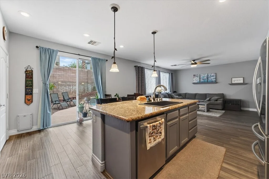394 Glocker, Henderson, NV 89012