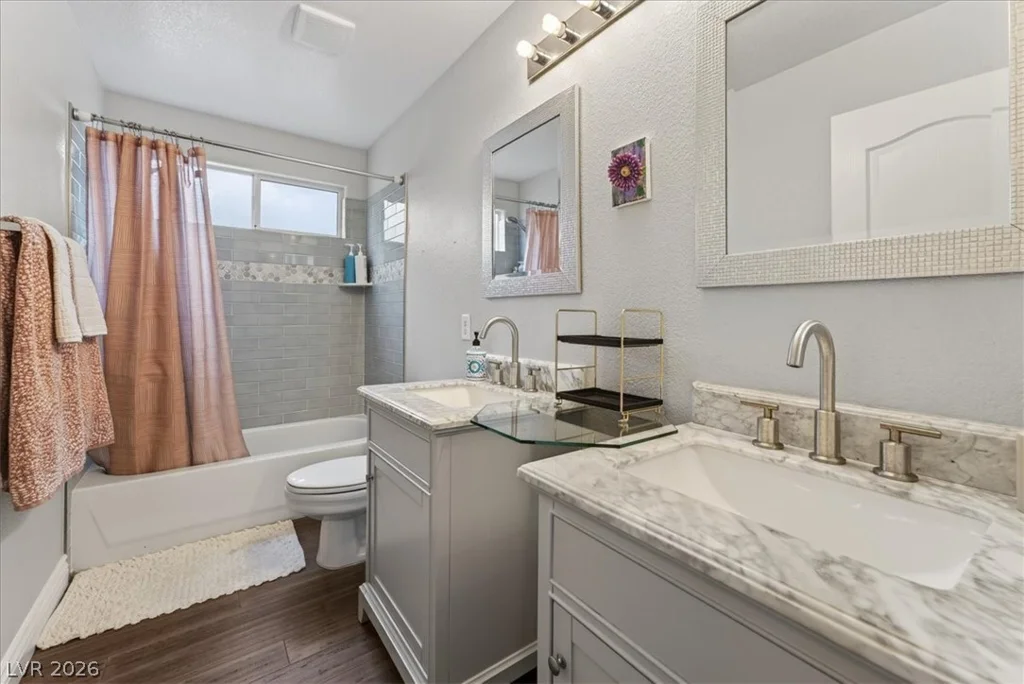 394 Glocker, Henderson, NV 89012