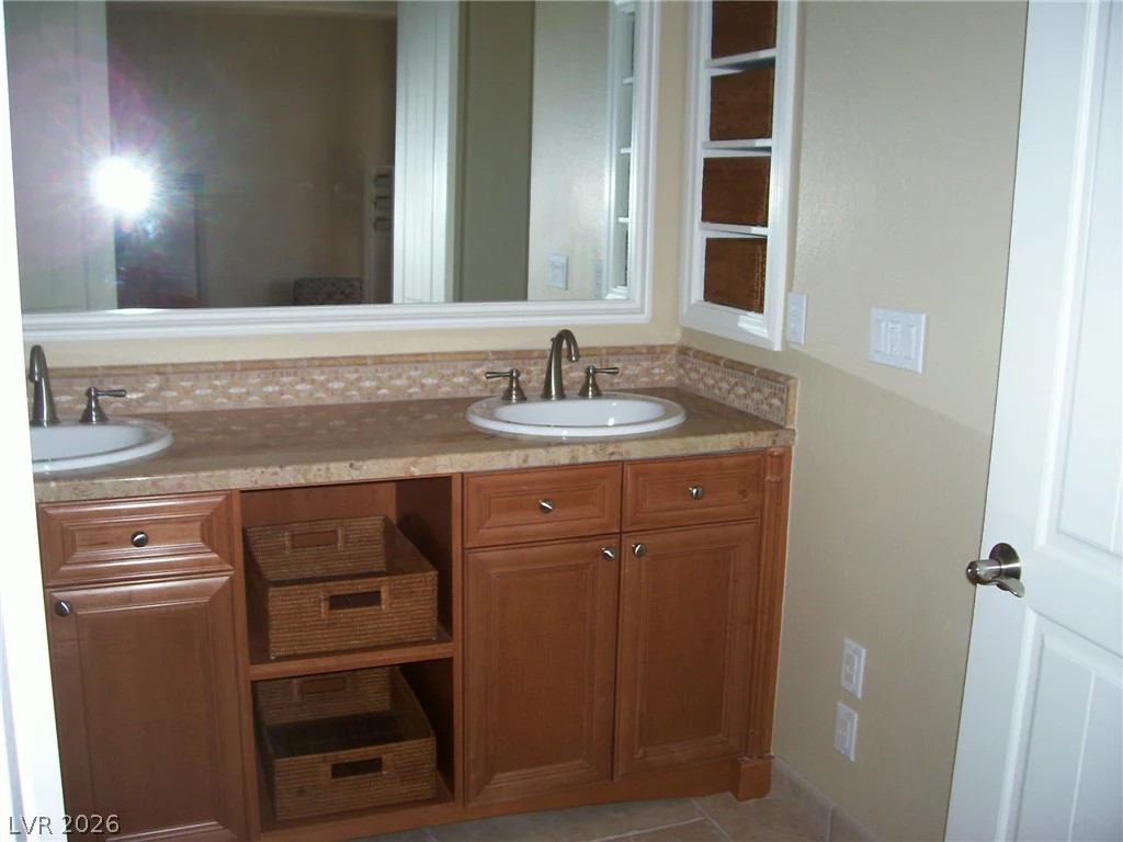 6 Via Vasari, Henderson, NV 89011