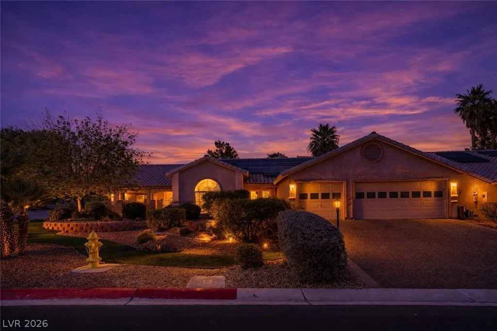 5020 Palm View, Las Vegas, NV 89130