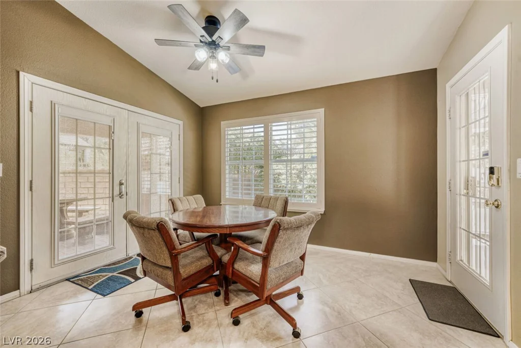 5020 Palm View, Las Vegas, NV 89130