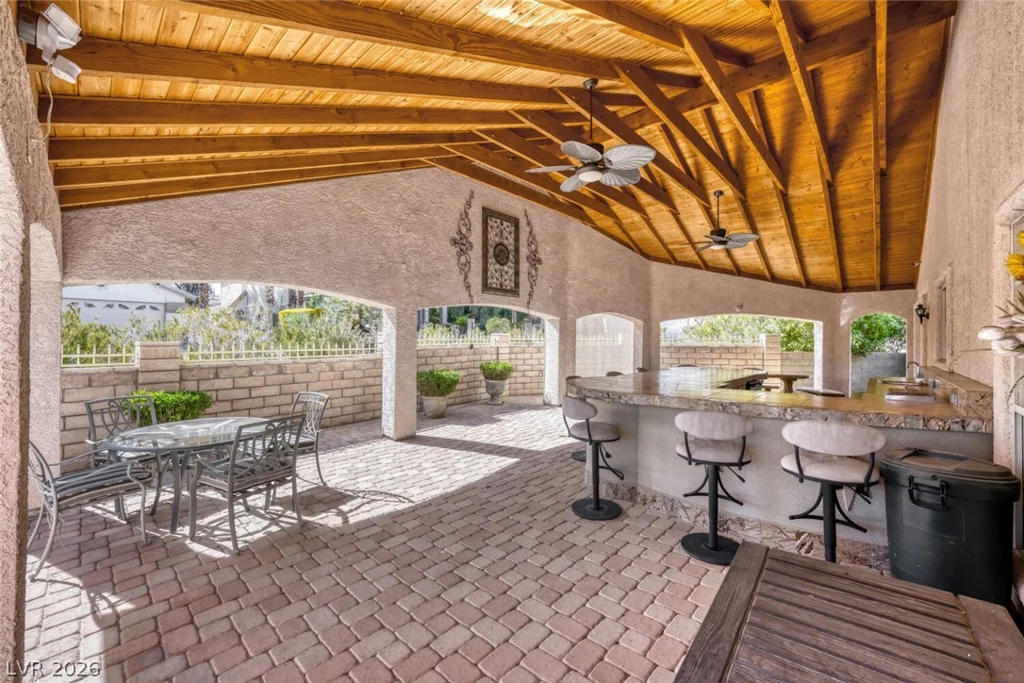 5020 Palm View, Las Vegas, NV 89130