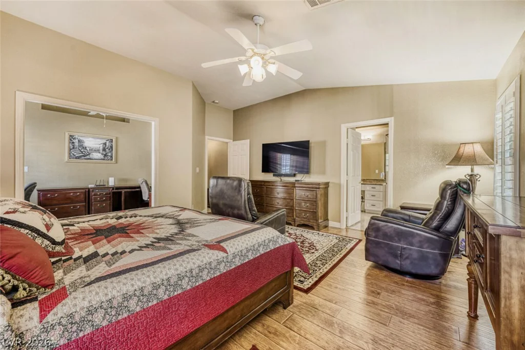 5020 Palm View, Las Vegas, NV 89130
