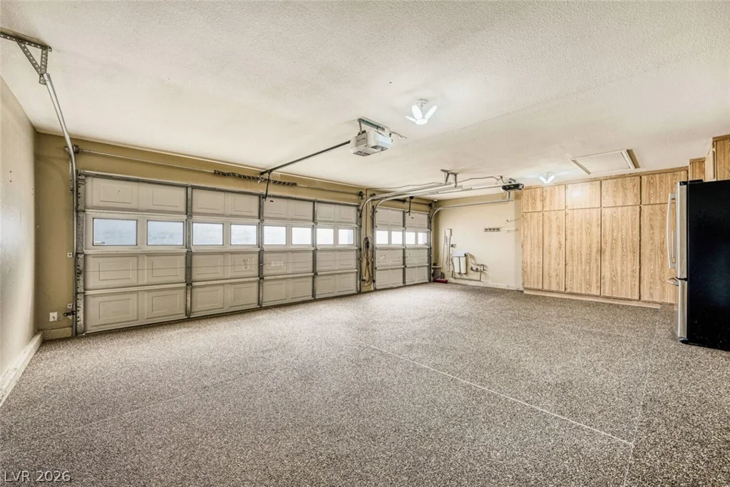 5020 Palm View, Las Vegas, NV 89130