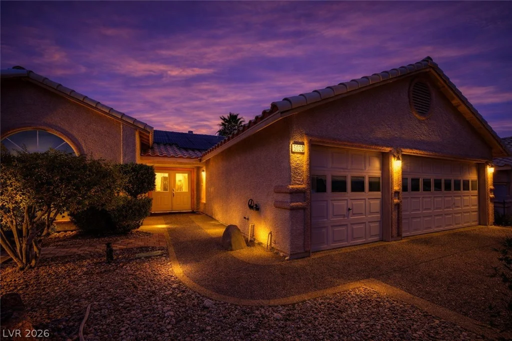 5020 Palm View, Las Vegas, NV 89130