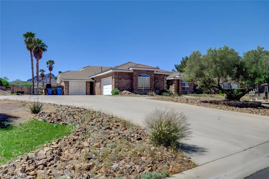 631 Lomprey, Henderson, NV 89002