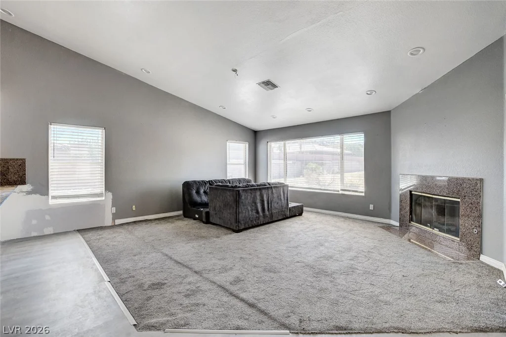 631 Lomprey, Henderson, NV 89002