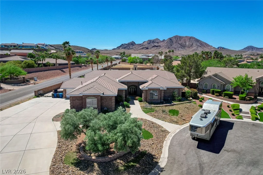 631 Lomprey, Henderson, NV 89002