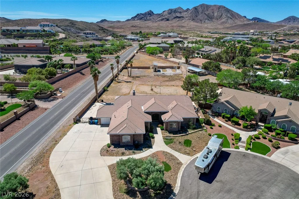 631 Lomprey, Henderson, NV 89002