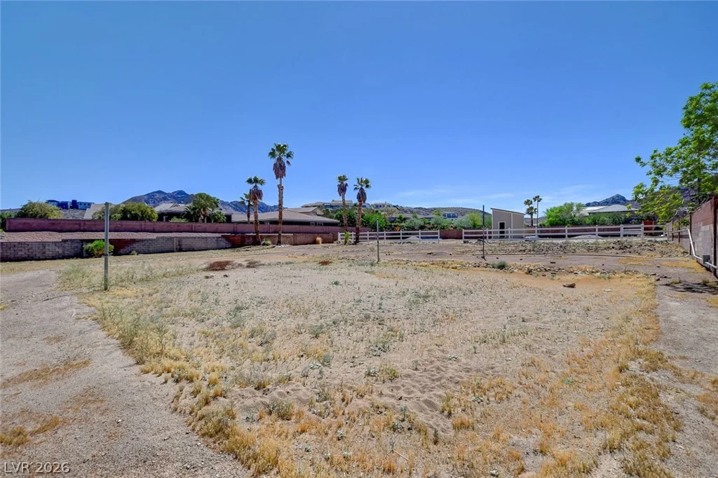631 Lomprey, Henderson, NV 89002