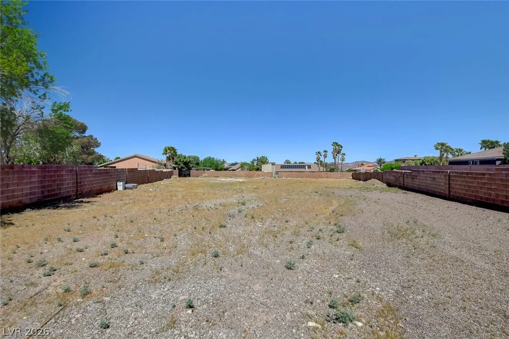 631 Lomprey, Henderson, NV 89002