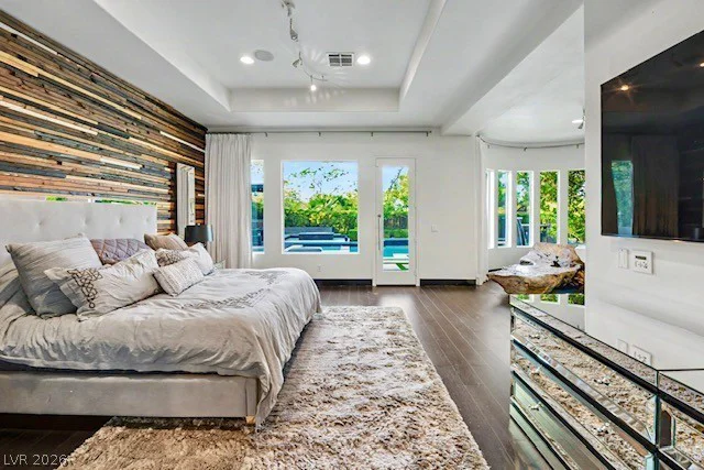 24 Panorama Crest, Las Vegas, NV 89135