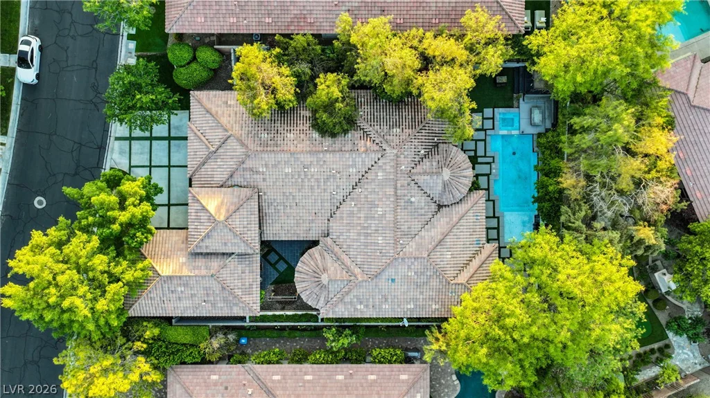 24 Panorama Crest, Las Vegas, NV 89135