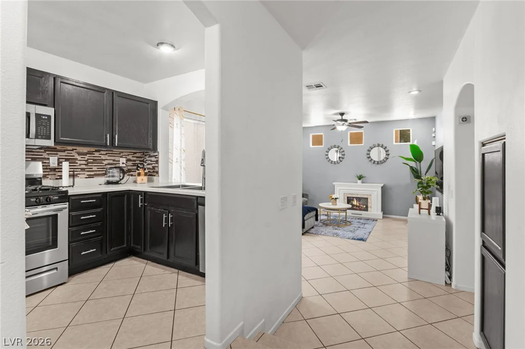 10378 Midseason Mist, Las Vegas, NV 89183
