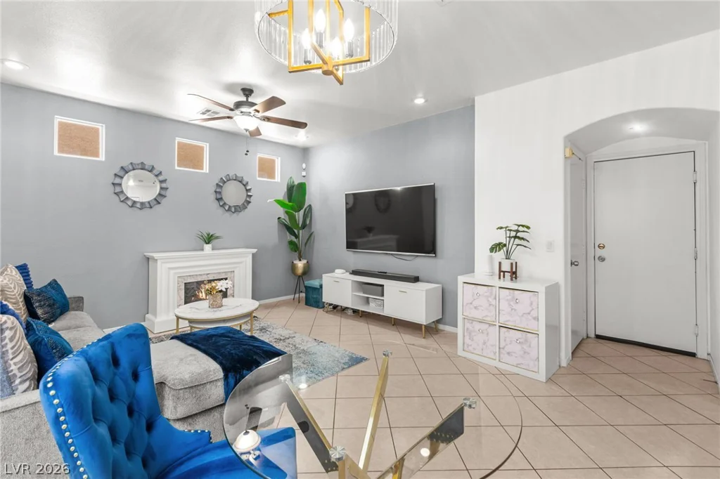 10378 Midseason Mist, Las Vegas, NV 89183