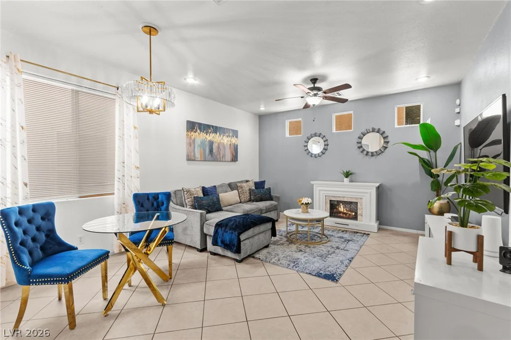 10378 Midseason Mist, Las Vegas, NV 89183