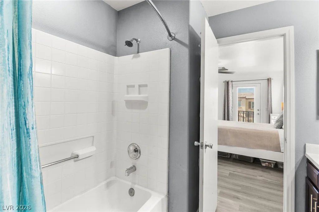 10378 Midseason Mist, Las Vegas, NV 89183