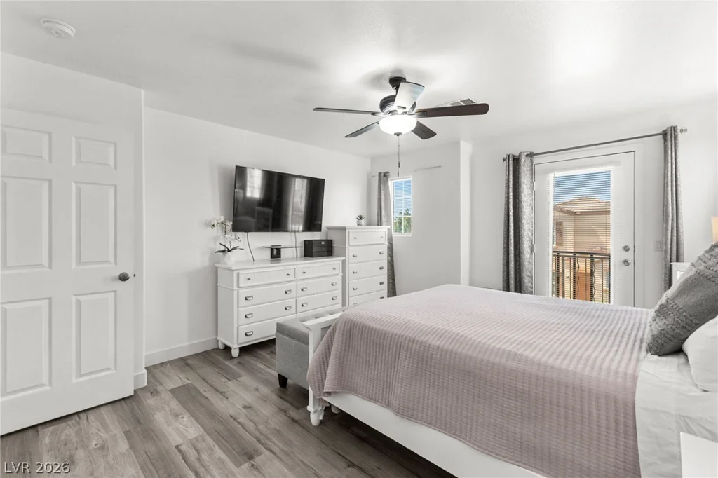 10378 Midseason Mist, Las Vegas, NV 89183