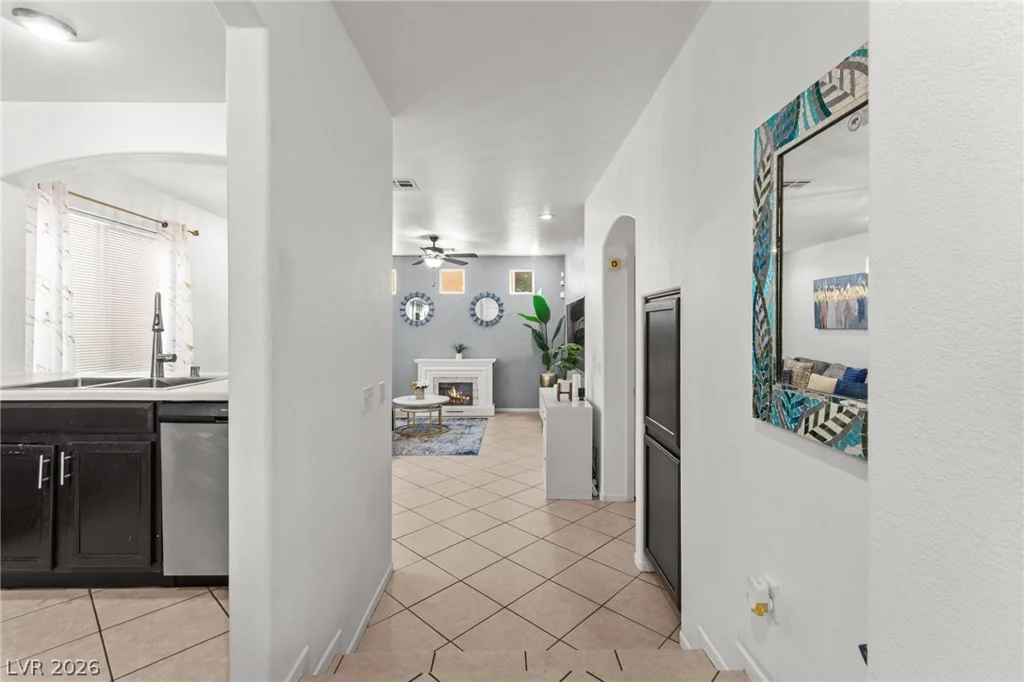 10378 Midseason Mist, Las Vegas, NV 89183