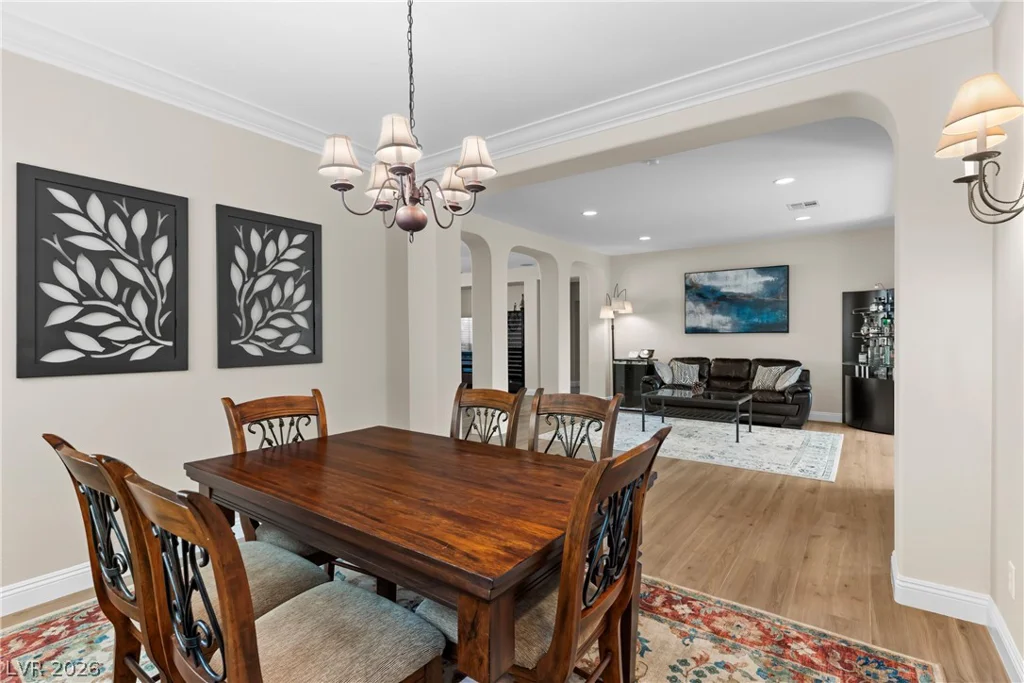 7591 Apache Cliff, Las Vegas, NV 89113