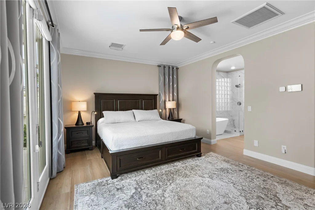 7591 Apache Cliff, Las Vegas, NV 89113