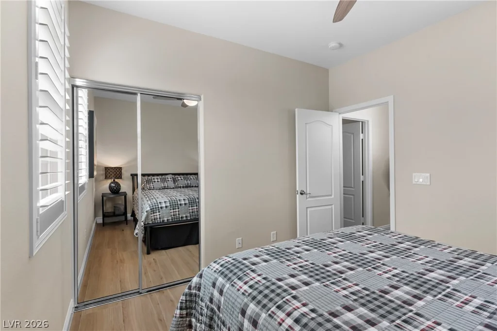 7591 Apache Cliff, Las Vegas, NV 89113