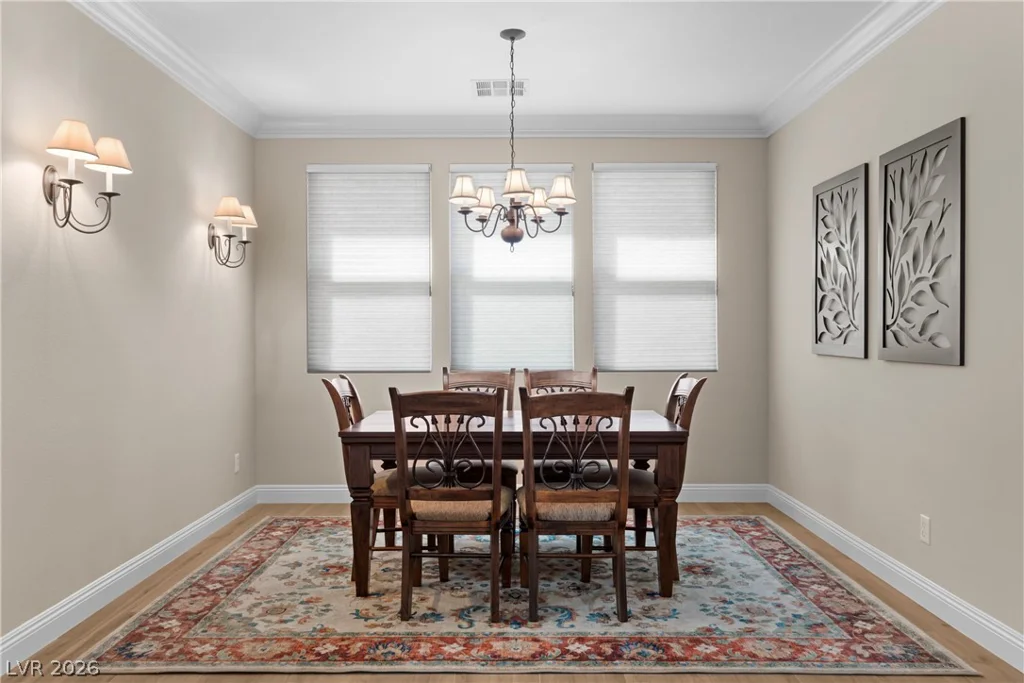 7591 Apache Cliff, Las Vegas, NV 89113