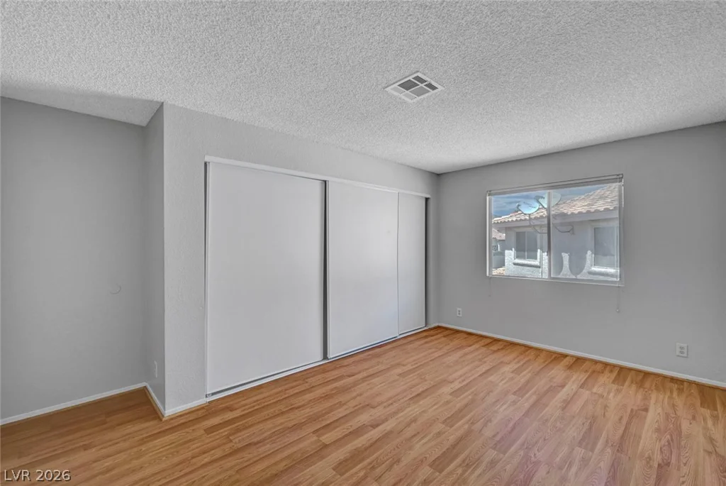 913 Falconhead, Las Vegas, NV 89128