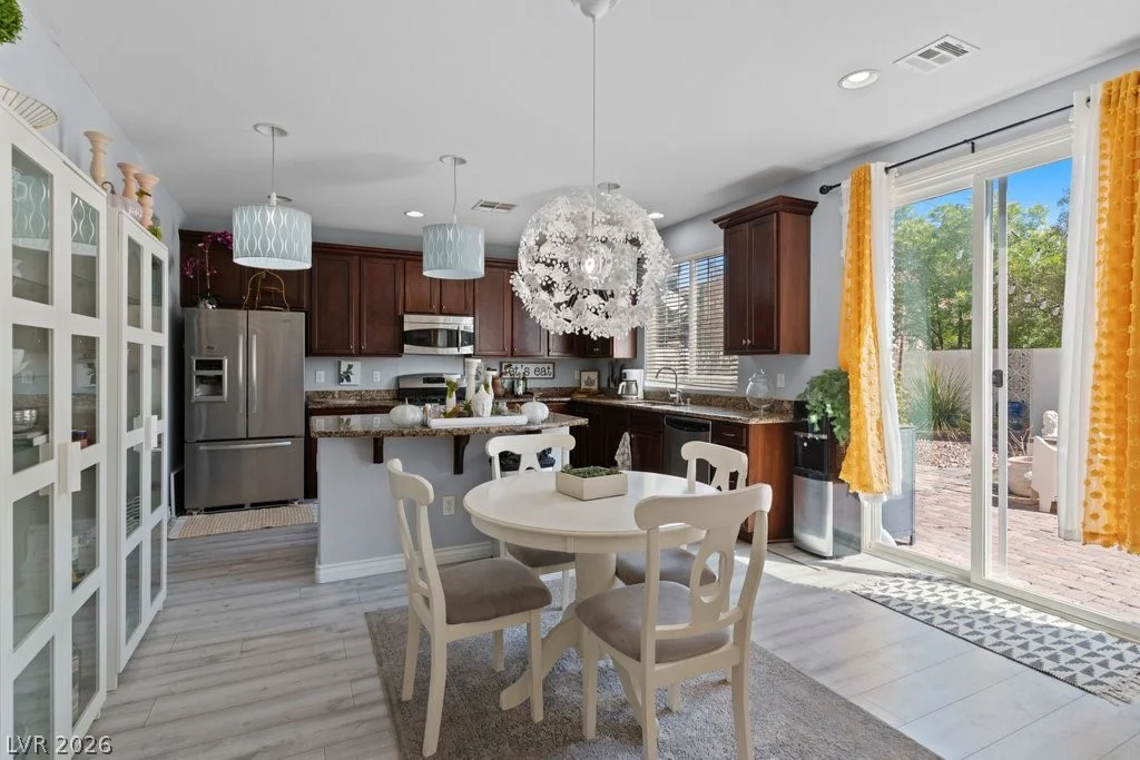 6620 Macdoogle, Las Vegas, NV 89166