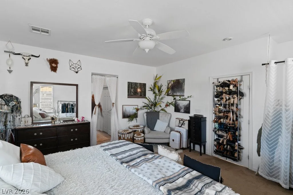 6620 Macdoogle, Las Vegas, NV 89166