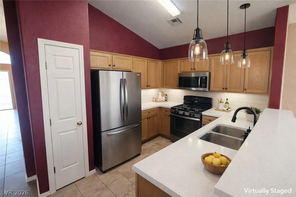 607 Snake Charmer, North Las Vegas, NV 89031