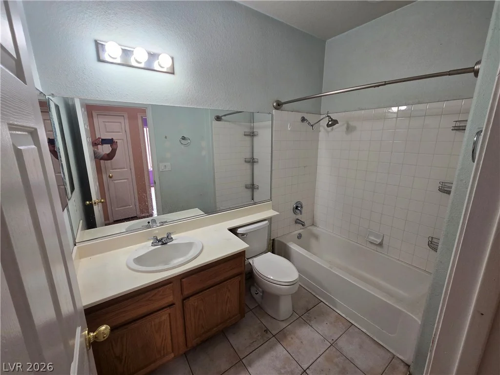 607 Snake Charmer, North Las Vegas, NV 89031