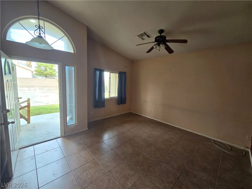 607 Snake Charmer, North Las Vegas, NV 89031