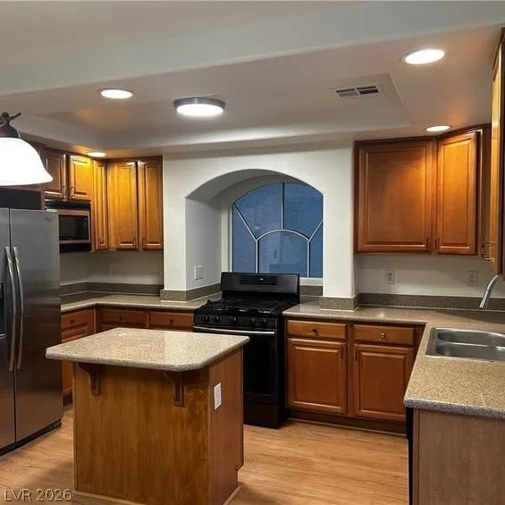 10590 Medicine Bow, Las Vegas, NV 89183