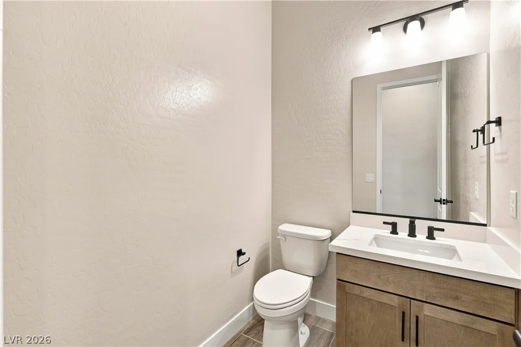7662 Desert Bleu, Las Vegas, NV 89178