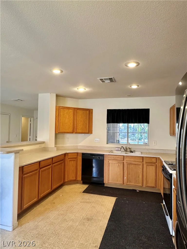 11172 Whooping Crane, Las Vegas, NV 89144