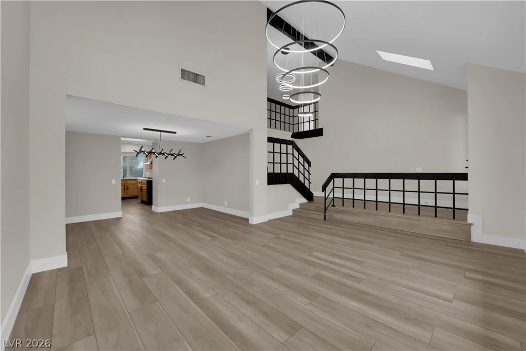 5060 Ridgeview, Las Vegas, NV 89120
