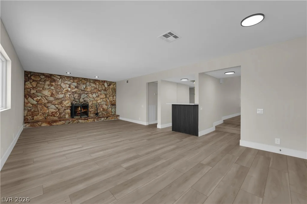 5060 Ridgeview, Las Vegas, NV 89120