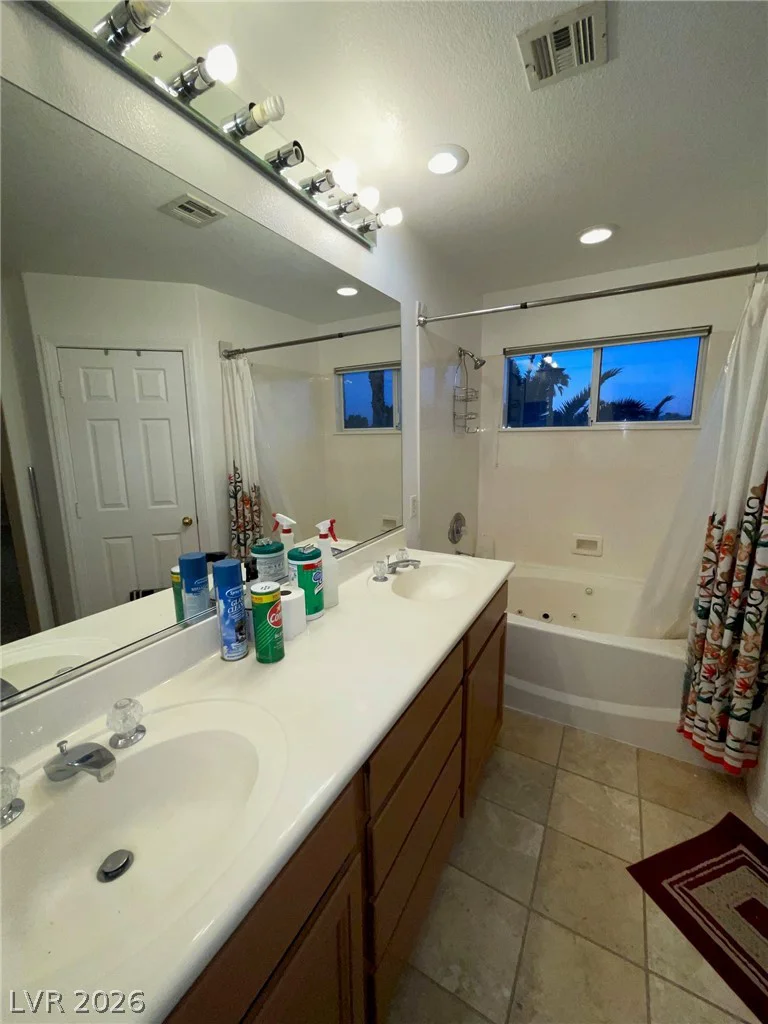 628 Baldurn, Las Vegas, NV 89183