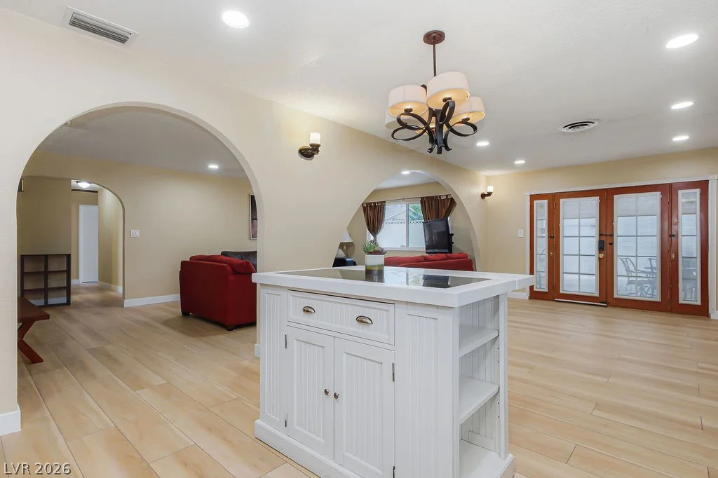 4092 Harmon, Las Vegas, NV 89121