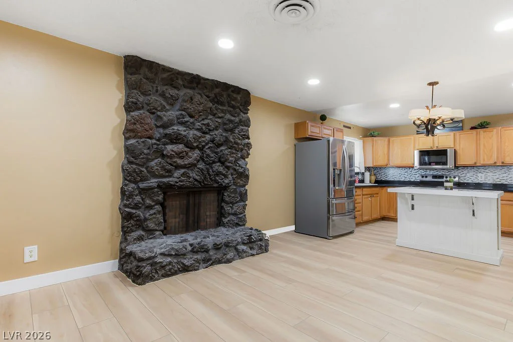 4092 Harmon, Las Vegas, NV 89121
