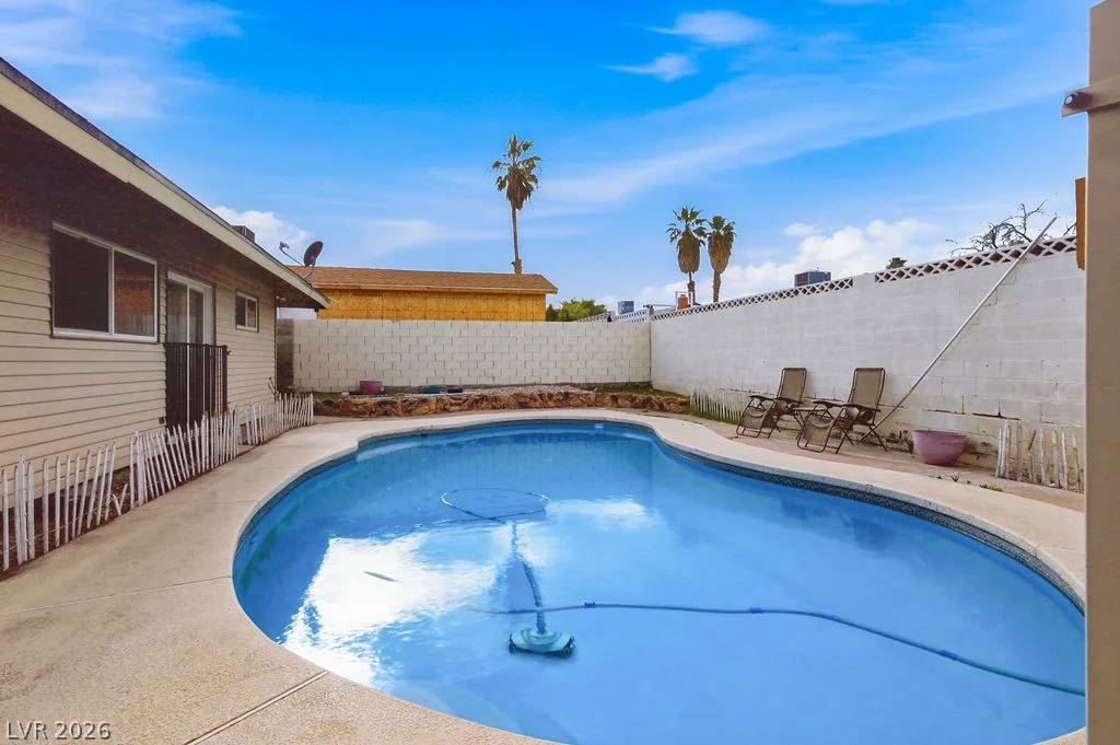4092 Harmon, Las Vegas, NV 89121