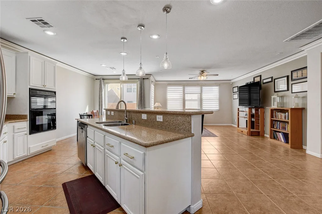 5819 Toofer Winds, Las Vegas, NV 89131